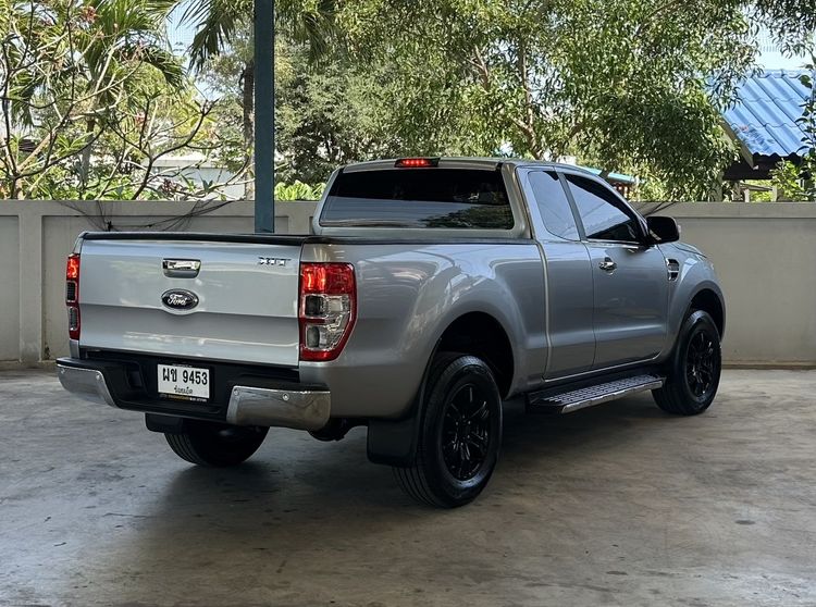 Ford Ranger 2015 2.2 Hi-Rider XLT Pickup ดีเซล ไม่ติดแก๊ส เกียร์ธรรมดา บรอนซ์เงิน รูปที่ 2