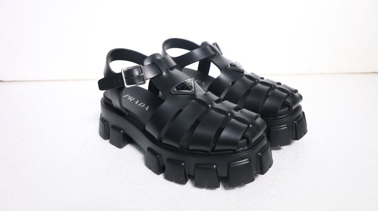 รองเท้า PRADA S.40 ใหม่กริบ ราคาดีงาม เลิศๆ รูปที่ 3