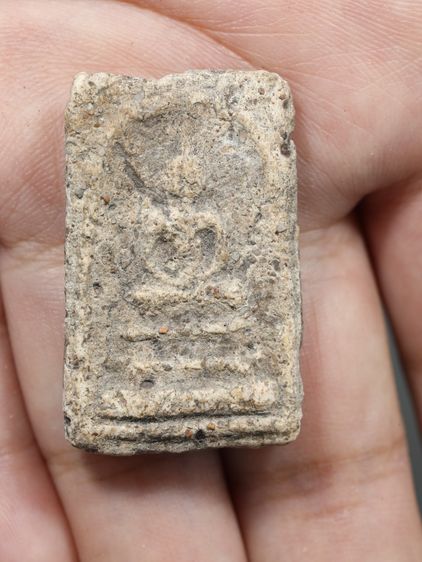 รหัส 015 - พระสมเด็จพิมพ์เจดีย์ วัดระฆังโฆสิตาราม สภาพสวยสมบูรณ์ มวลสารชัดเจน รับประกันตรงปกตามรูปภาพค่ะ จากหีบโบราณ” โทร 0933253888 รูปที่ 5