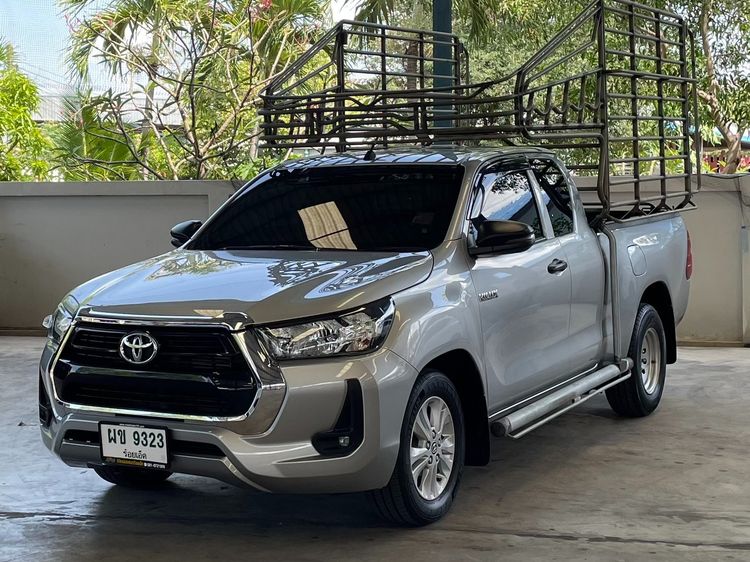 Toyota Hilux Revo 2023 Smart Cab 2.4 Entry Z Edition Pickup ดีเซล ไม่ติดแก๊ส เกียร์อัตโนมัติ บรอนซ์เงิน