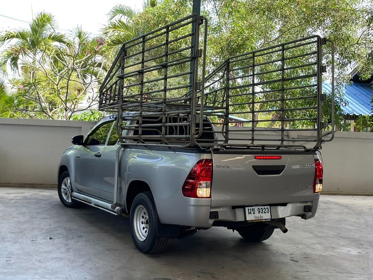 Toyota Hilux Revo 2023 Smart Cab 2.4 Entry Z Edition Pickup ดีเซล ไม่ติดแก๊ส เกียร์อัตโนมัติ บรอนซ์เงิน รูปที่ 4