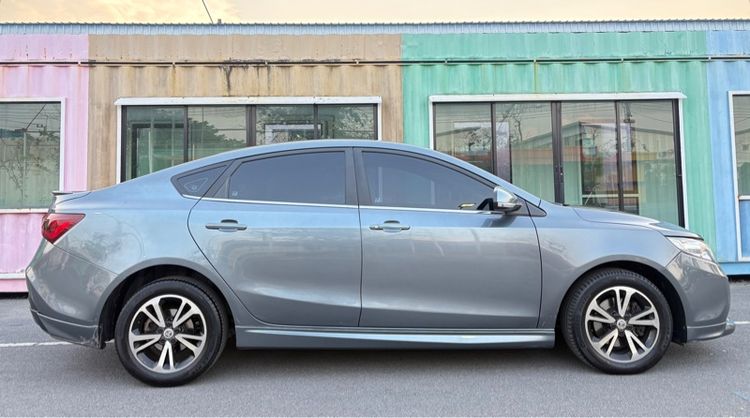 MG MG5 2018 1.5 X Sedan เบนซิน ไม่ติดแก๊ส เกียร์อัตโนมัติ เทา รูปที่ 4