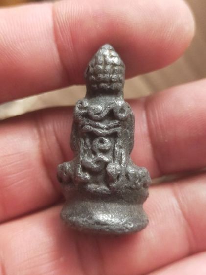 พระปิดตาเนื้อตะกั่วเก่าอุดผง รูปที่ 2