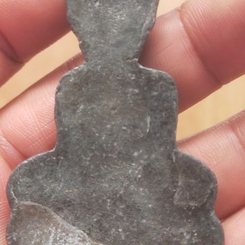 พระร่วงนั่งบัวเนื้อชินเก่ามาก รูปที่ 2