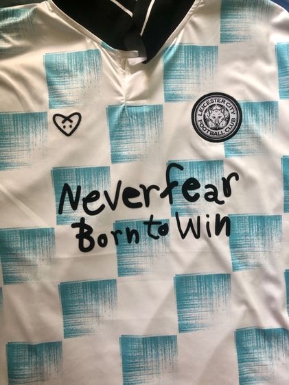 เสื้อบอลเลสเตอร์