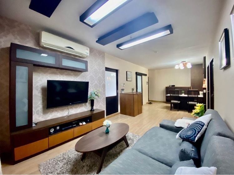 ตกแต่งครบ ขายด่าน  คอนโดหรูใจกลางเมือง