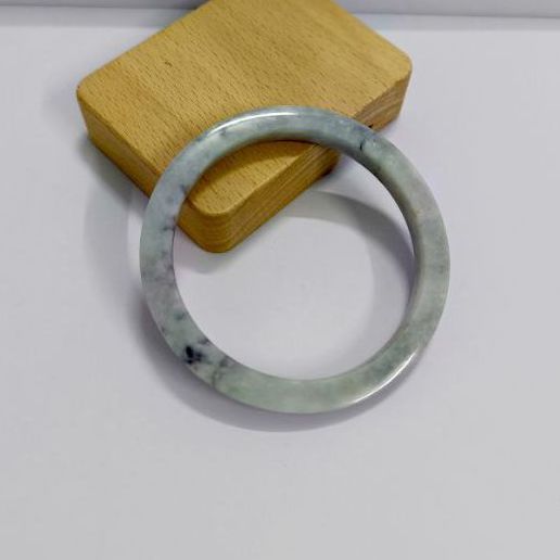 กำไลหยกแท้ ทรงถังเล็ก รูปที่ 5