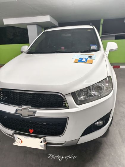 รถ Chevrolet Captiva 2.4 LT สี ขาว