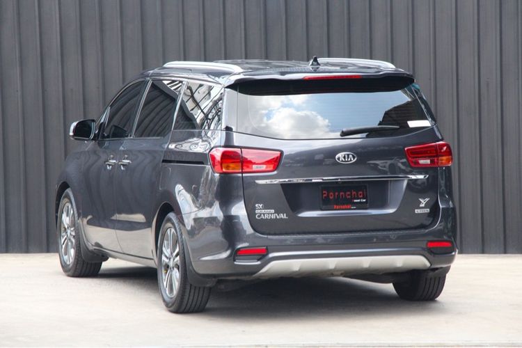 Kia Grand Carnival 2020 2.2 SXL Utility-car ดีเซล ไม่ติดแก๊ส เกียร์อัตโนมัติ เทา รูปที่ 4