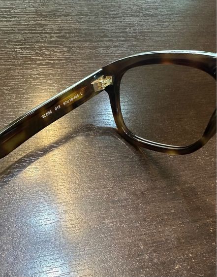 แว่นกันแดดYSL รูปที่ 4