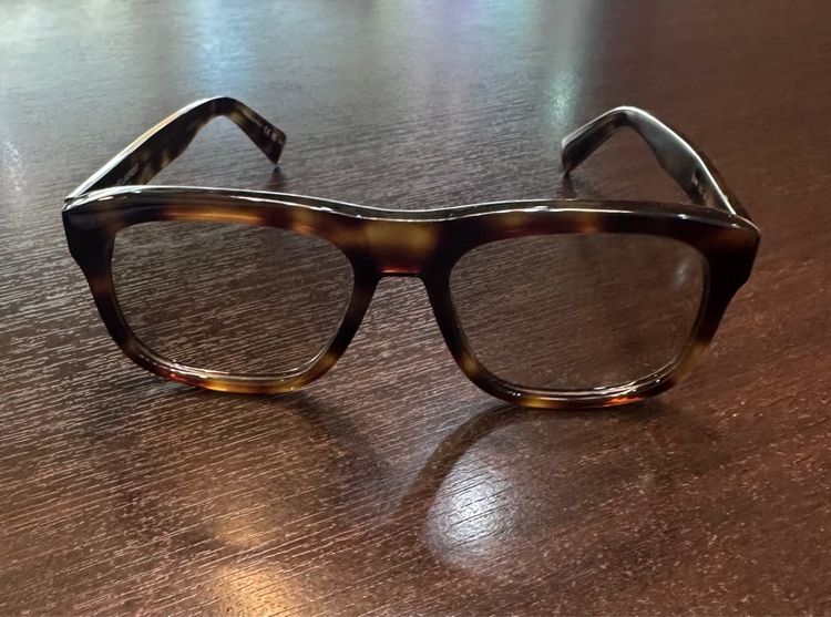 อื่นๆ แว่นตากันแดด แว่นกันแดดYSL