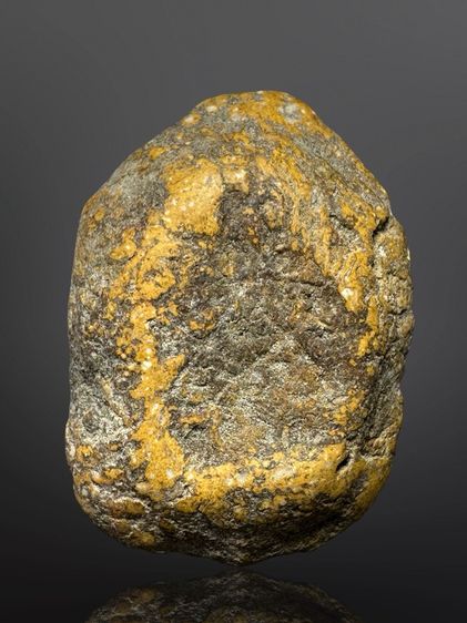 พระขุนแผนหลวงหลวงปู่ทิมวัดละหารไร่เนื้อผงพายกุมาร  รูปที่ 2