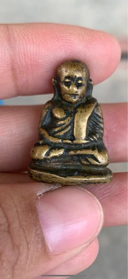 รูปหล่อหลวงพ่อเงิน