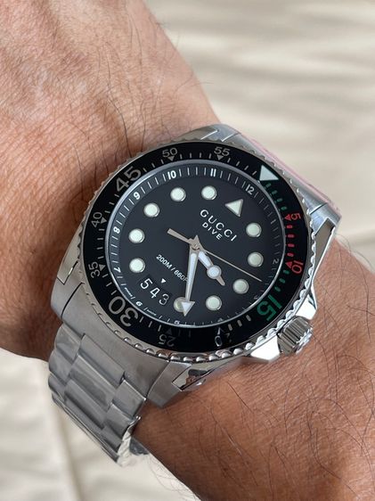 GUCCI Dive Snake XL Swiss 45 mm Stainless Steel Black Dial Men’s 's Quartz Watch YA136208A รูปที่ 11