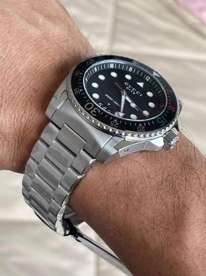 GUCCI Dive Snake XL Swiss 45 mm Stainless Steel Black Dial Men’s 's Quartz Watch YA136208A รูปที่ 12