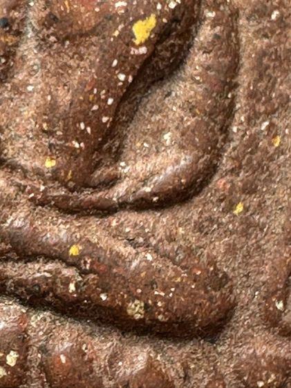 พระขุนแผน ผงพรายกุมาร หลวงปู่ทิม เนื้อว่านสีแดง  วัดละหารไร่ บ้านค่าย จ.ระยอง   รูปที่ 6