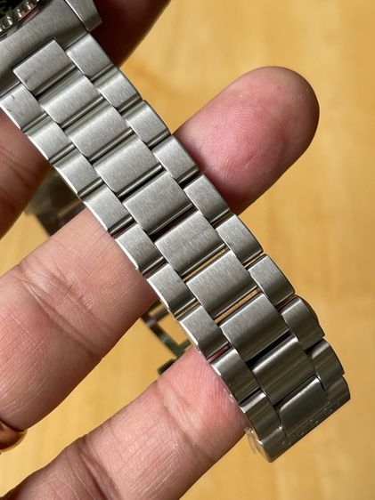 GUCCI Dive 40 mm Black Dial Men's Swiss Quartz Watch YA136301 รูปที่ 9