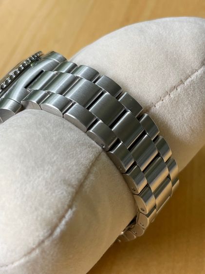 GUCCI Dive 40 mm Black Dial Men's Swiss Quartz Watch YA136301 รูปที่ 4