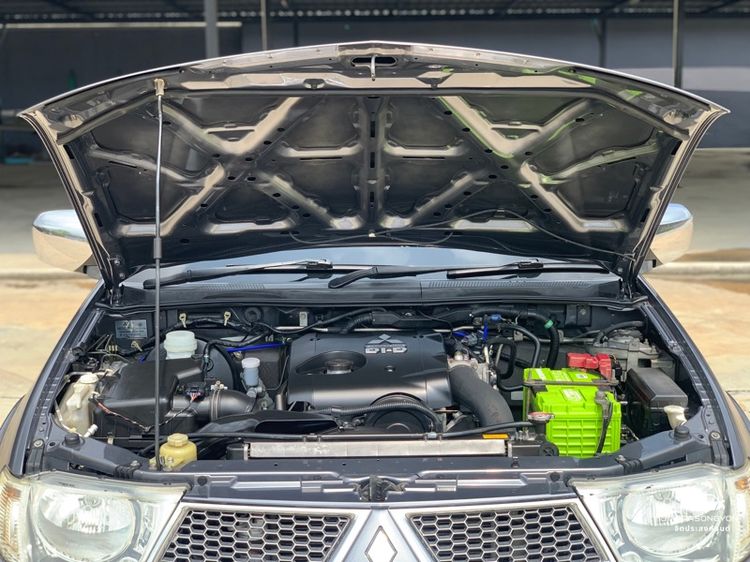 Mitsubishi Triton 2011 2.5 GLS Plus Pickup ดีเซล เกียร์ธรรมดา เทา รูปที่ 2