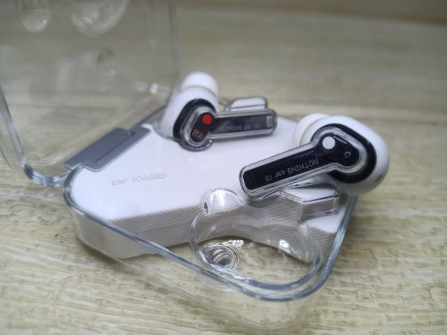 ขายหูฟัง Nothing Ear 1 ใช้ได้ข้างเดียว ขาย 950 บาท ของใหม่5590 รุ่นนี้เสียงดีมากสเปคสูง รูปที่ 6