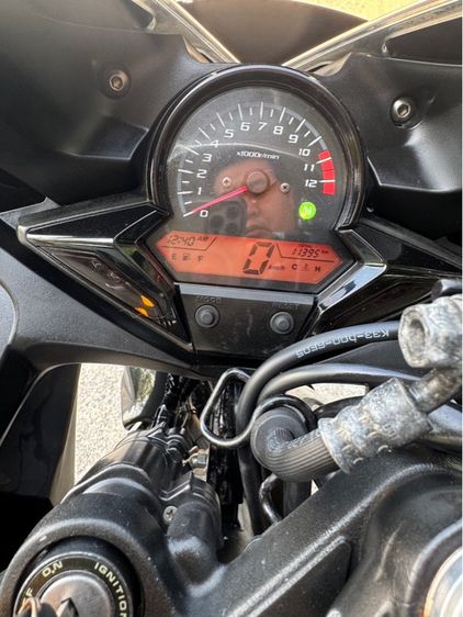 HONDA CBR 300 รูปที่ 6