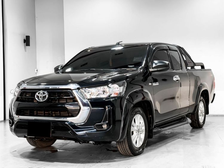 รถ Toyota Hilux Revo 2.4 Z Edition Mid สี ดำ
