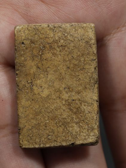 รหัส 185 - พระสมเด็จพิมพ์เส้นด้าย วัดระฆังโฆสิตาราม สภาพสวยสมบูรณ์ มวลสารชัดเจน รับประกันตรงปกตามรูปภาพค่ะ จากหีบโบราณ” โทร 0933253888 รูปที่ 6