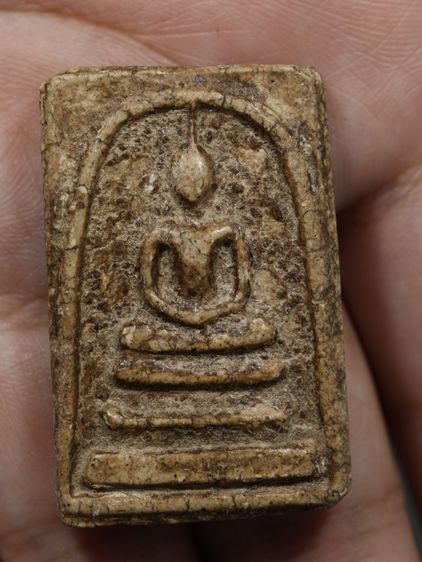 รหัส 197 - พระสมเด็จพิมพ์ใหญ่ วัดระฆังโฆสิตาราม สภาพสวยสมบูรณ์ มวลสารชัดเจน รับประกันตรงปกตามรูปภาพค่ะ จากหีบโบราณ” โทร 0933253888 รูปที่ 5