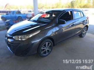มือเดียวป้ายแดง ไมล์น้อย Toyota Yaris 1.2 J