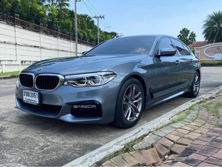 BMW Series 5 2019 520d Sedan ดีเซล ไม่ติดแก๊ส เกียร์อัตโนมัติ เทา รูปที่ 2