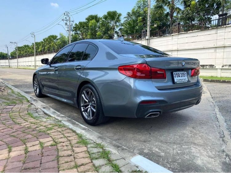 BMW Series 5 2019 520d Sedan ดีเซล ไม่ติดแก๊ส เกียร์อัตโนมัติ เทา รูปที่ 3