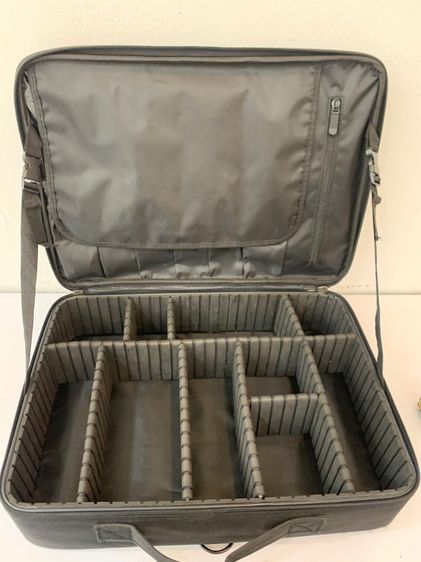 กระเป๋ากันกระเเทก ใส่ได้หลายแบบ 290 บาท รวมส่งครับ