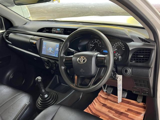 Toyota Hilux Revo 2020 2.4 Entry Pickup ดีเซล ไม่ติดแก๊ส เกียร์ธรรมดา ขาว รูปที่ 2