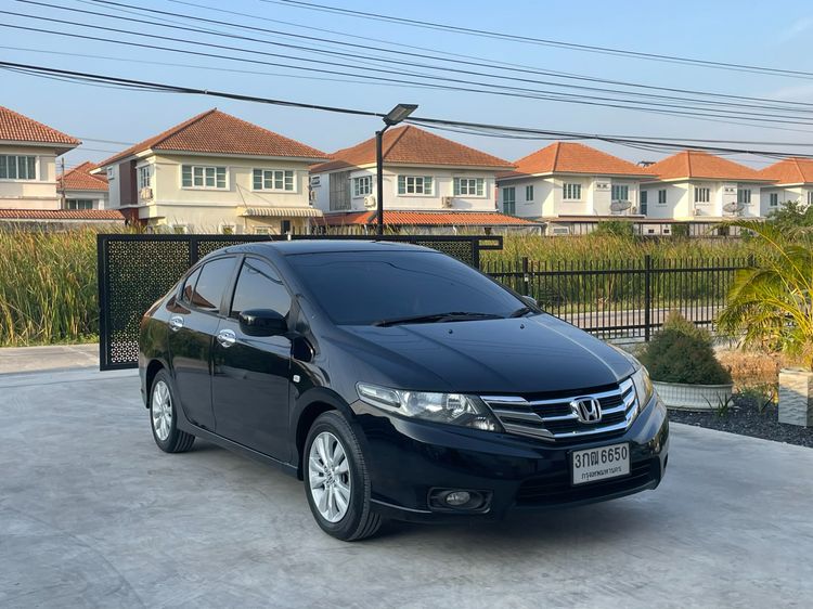 Honda City 2014 1.5 V i-VTEC Sedan เบนซิน ไม่ติดแก๊ส เกียร์อัตโนมัติ ดำ รูปที่ 2