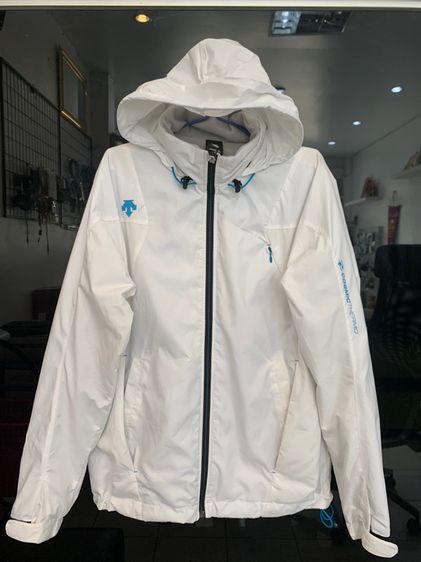 descente cosmic thermo เสื้อกันลมแบรนด์ดัง size L japan 850 บาทรวมส่งครับ รูปที่ 2