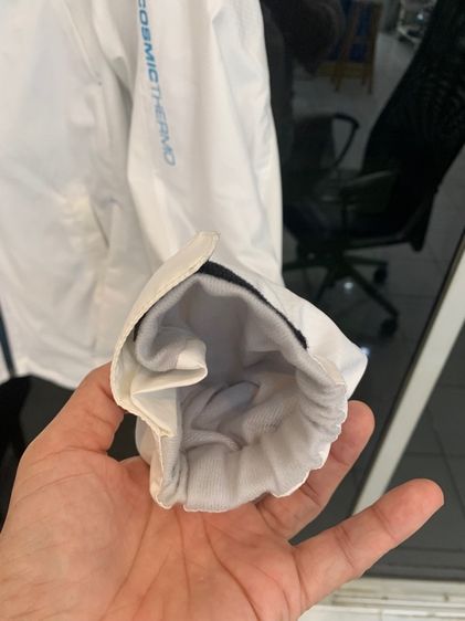 descente cosmic thermo เสื้อกันลมแบรนด์ดัง size L japan 850 บาทรวมส่งครับ รูปที่ 17