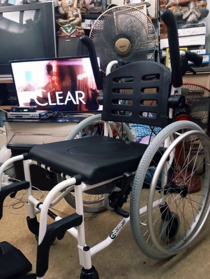 รถเข็นอาบนํ้าเคลื่อนย้ายผู้ป่วย