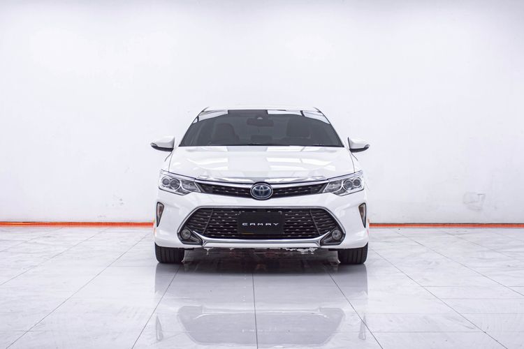 Toyota Camry 2015 2.5 Hybrid Sedan ไฮบริด ไม่ติดแก๊ส เกียร์อัตโนมัติ ขาว รูปที่ 4