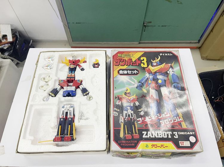 หุ่นยนต์ ZANBOT 3 DIECAST ของสะสม เก่าเก็บ ราคาถูกใจ