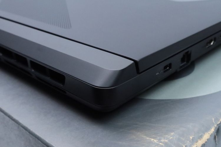 ASUS ROG STRIX SCAR 18 Core Ultra 9 275HX-RTX5080 RAM64-2TB รูปที่ 12