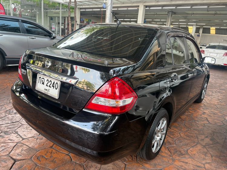 Nissan Tiida 2008 1.6 G Latio Sedan เบนซิน ไม่ติดแก๊ส เกียร์ธรรมดา ดำ รูปที่ 4