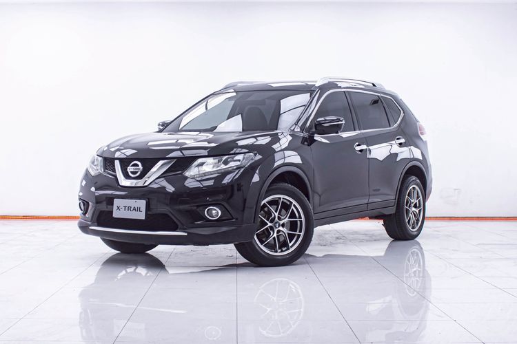 รถ Nissan X-Trail 2.0 V 4WD สี ดำ