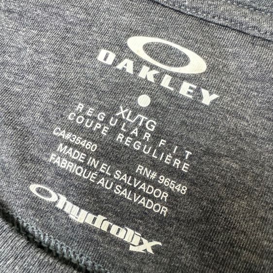 เสื้อยืด Oakley ใหม่มาก Size XL รูปที่ 6