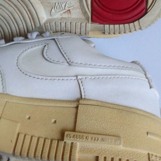 Nike Air Force 1 รุ่น CK6649-105
ไซซ์ US 5 ใส่ได้ทั้ง ชาย หญิง และเด็กโต รูปที่ 4