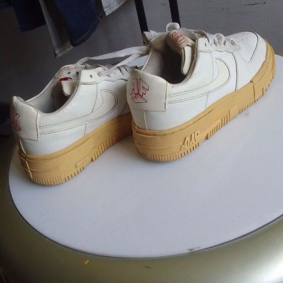 Nike Air Force 1 รุ่น CK6649-105
ไซซ์ US 5 ใส่ได้ทั้ง ชาย หญิง และเด็กโต รูปที่ 2