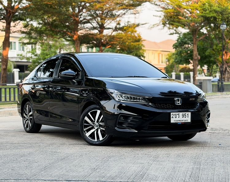 Honda City 2022 1.5 e:HEV RS Sedan ไฮบริด ไม่ติดแก๊ส เกียร์อัตโนมัติ ดำ รูปที่ 3