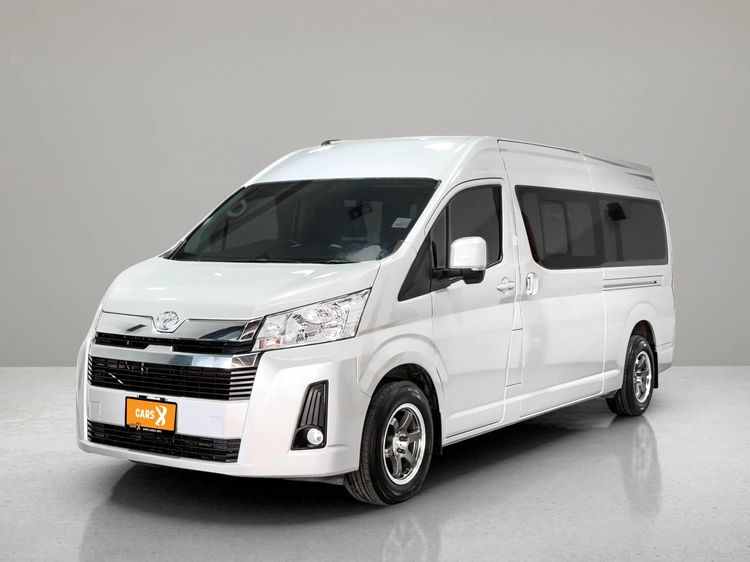 Toyota Commuter 2020 2.8 Van ดีเซล ไม่ติดแก๊ส เกียร์อัตโนมัติ บรอนซ์เงิน