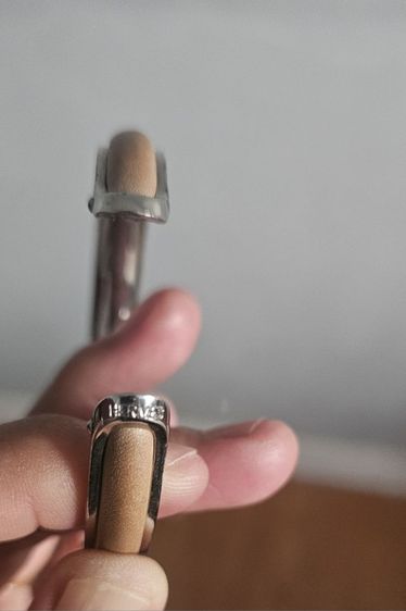 กำไล Hermès สีน้ำตาลเบจ