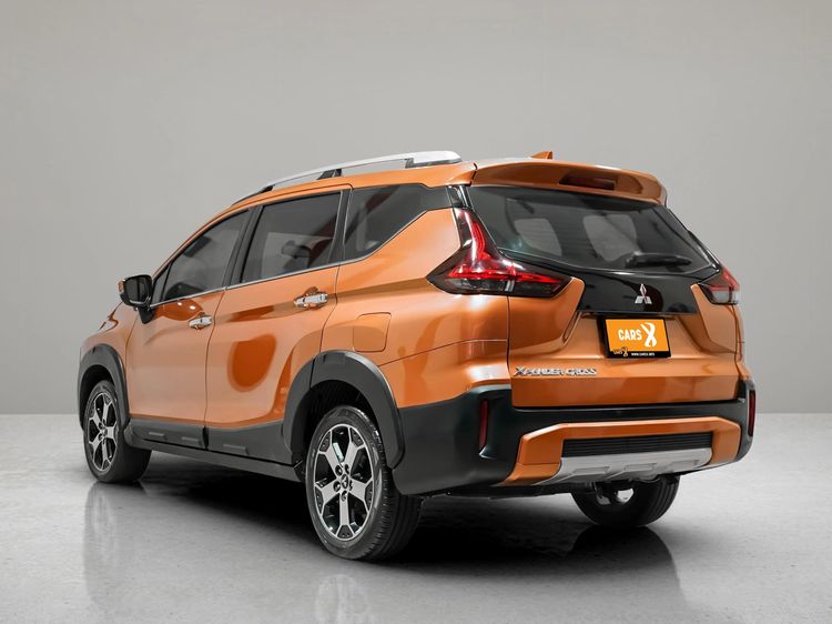 Mitsubishi Xpander Cross 2020 1.5 Utility-car เบนซิน ไม่ติดแก๊ส เกียร์อัตโนมัติ ส้ม รูปที่ 4