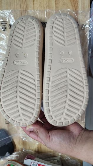 Crocs รองเท้า รูปที่ 2